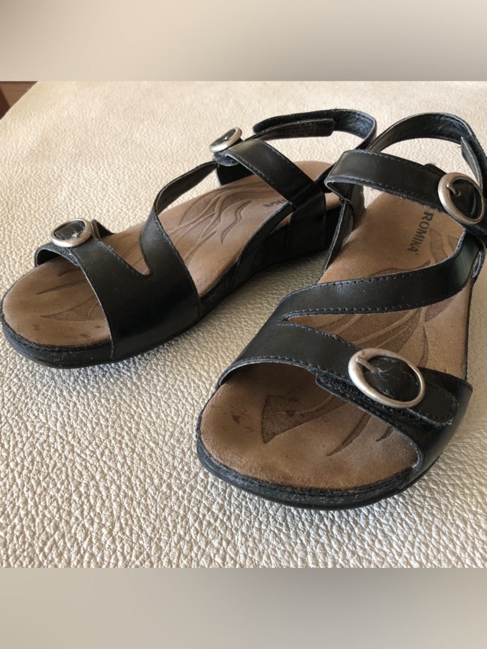 Romika comfort Walk Black Leather Strappy Sandals